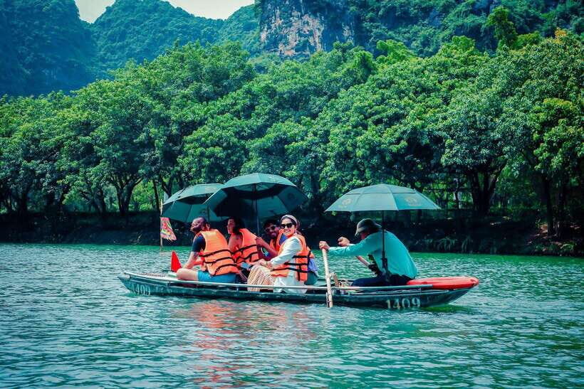 From Hanoi: Bai Dinh, Trang An Mua Cave - A Scenic Day Tour - Price and Value: Is $45 a Fair Deal?