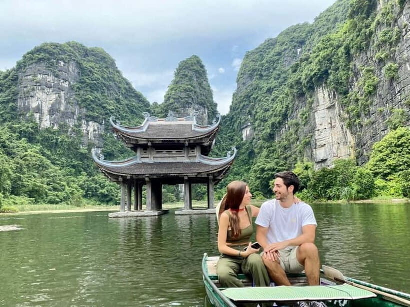 From Hanoi: Bai Dinh,Trang An and Mua Cave Trip - Bai Dinh Pagoda: huge statues, record-style details, and electric-buggy extras
