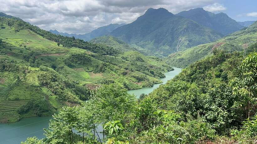 From Hanoi: Ha Giang Loop Easy Rider Tour by Sleeper Bus - The 4-day slow-down: quiet backroads and remote time