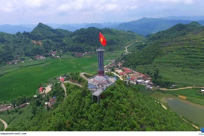 From Hanoi: Ha Giang Loop Tour 3 Nights 2 Days with Motorbike/Car - Hanoi to Ha Giang: the pickup and sleeper-bus rhythm