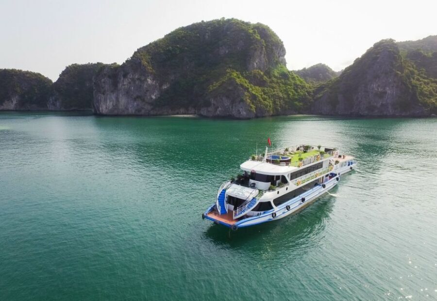 From Hanoi: Ha Long Bay Luxury Cruise Day Tour with Jacuzzi - Lunch buffet onboard: fuel for caves and kayaking