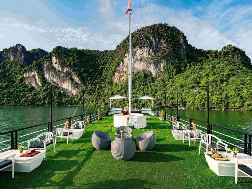 From Hanoi: Ha Long Bay Luxury Cruise with Big & Small Group - Price and value: why $31 can work (and when it won’t)
