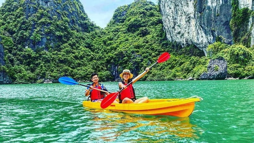 From Hanoi: Halong Cruise With Lunch & Come Back Hanoi Early - Getting from Hanoi to Halong Bay: expressway comfort and real rural views