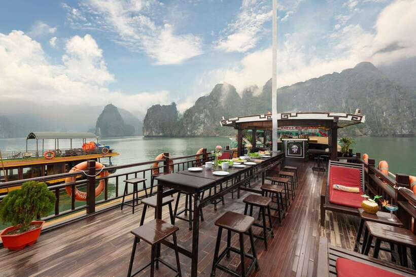 From Hanoi: Lan Ha Bay | Kayaking, Sightseeing, Cruise Trip - Morning Cruise Around Lan Ha and Past Cai Beo Floating Village