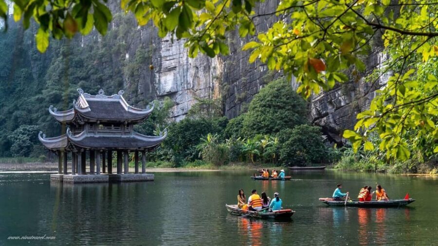From Hanoi: Ninh Binh & Bai Dinh & Trang An & Mua Caves Tour - Hang Mua: the 500-step climb to the Dragon viewpoint