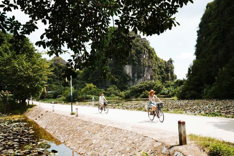 From Hanoi: Ninh Binh Day Trip with Trang An and Mua Cave - Buffet lunch in Ninh Binh: where the value shows