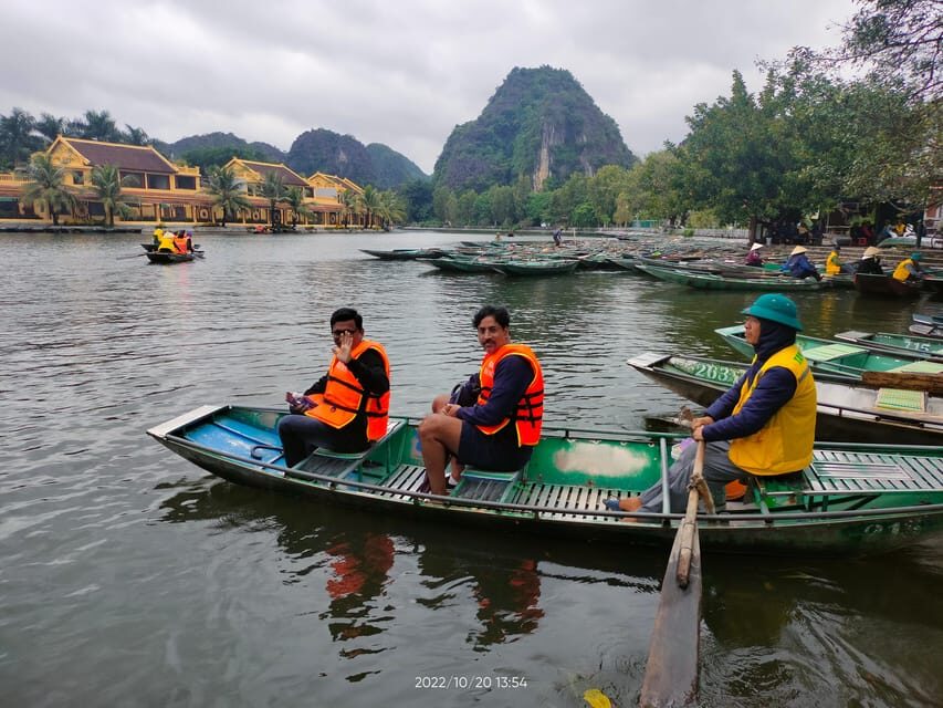 From Hanoi: Ninh Binh, Hoa Lu, Tam Coc and Mua cave - Price and value: is $46 a good deal for this route?