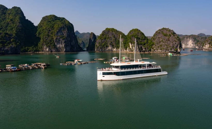 From Hanoi or Halong: Halong Bay Day Cruise - Jade Sails cruise comfort: what you actually get on board