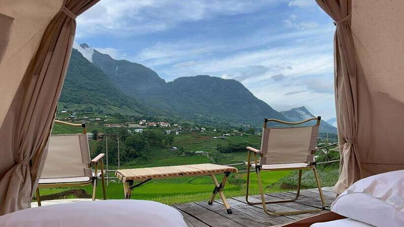 From Hanoi: Premium 3-Day Sapa Adventure with DCAR Limousine - Day 2: Cat Cat Village trails and the Fansipan decision