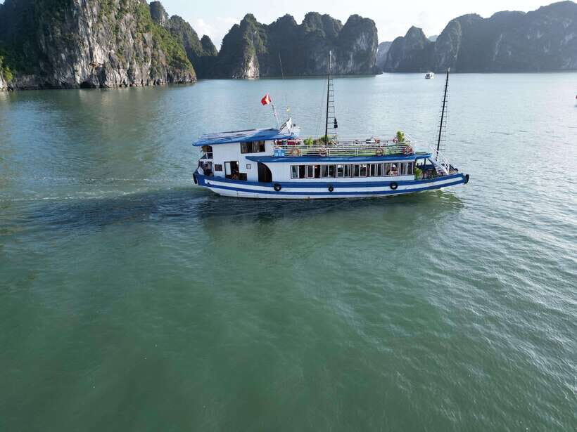 From Hanoi: Private Ha Long Bay Full-day Trip - Lunch on the Way Out: What’s Included (and What to Budget for)