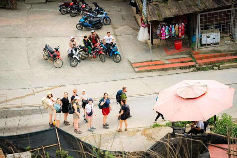 From Hanoi: Sapa Discovery Package Tour 2 Days 1 Night - First Trek Day: Y Linh Ho, Rice Terraces, and Muong Hoa Stream to Lao Chai