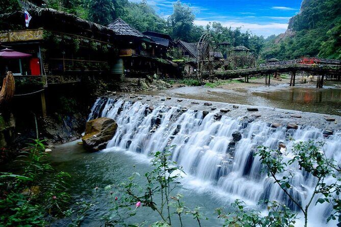 From Hanoi : Sapa Moutain Trek - Halong bay Heritage - Small group comfort (max 20) and the guide issue worth flagging