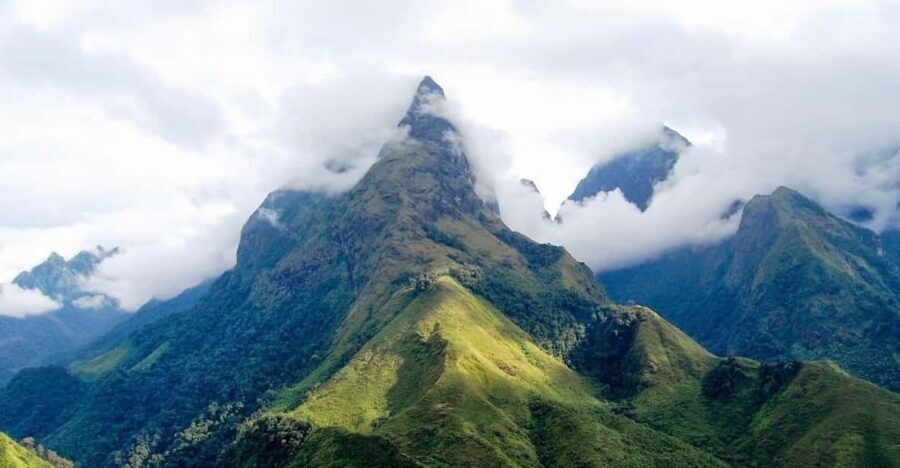 From Hanoi: Visit Sapa & Fansipan With Cable Car For 2 Days - Peak views: what you get when Fansipan is clear