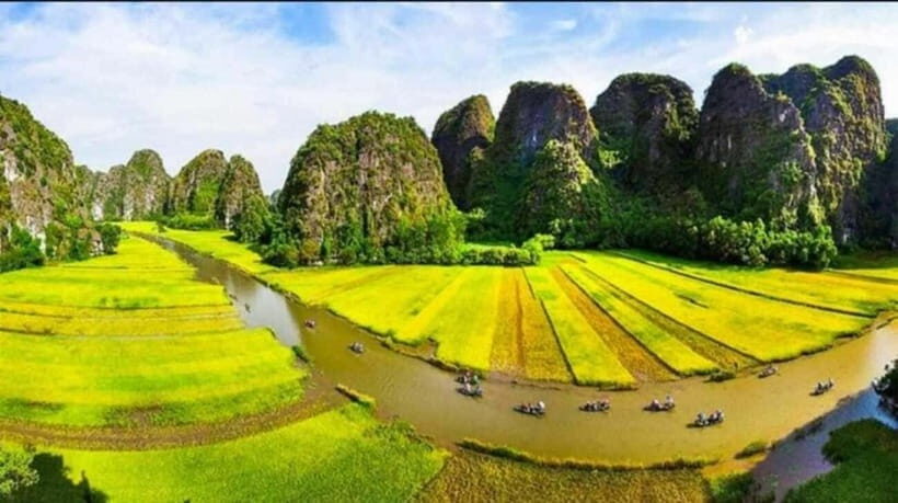 From Ninh Binh: Hoa Lu, Trang An and Mua Cave Full Day - Trang An by boat for 3 hours: cave mouths, rice fields, and a calm rhythm