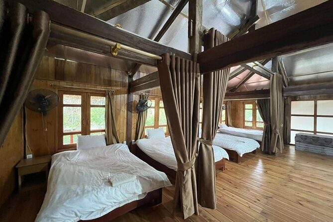 From Sa Pa: 4 Day Ha Giang Loop Guided Motorbike Tour With Rider - Ha Giang Loop starts with a night bus from Sapa