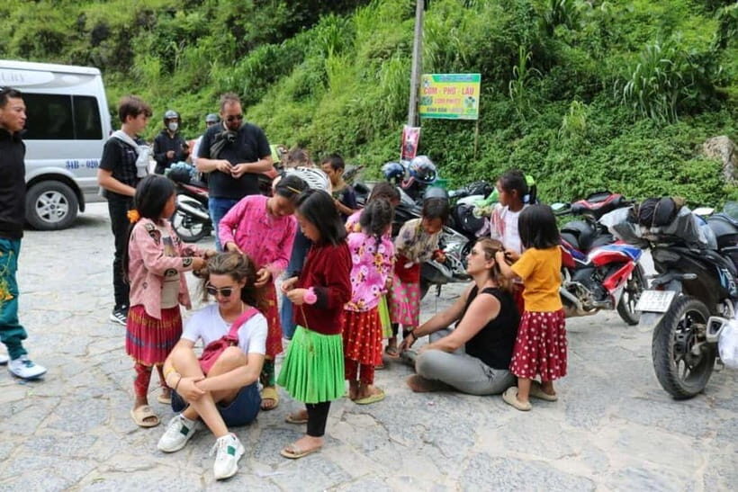 From Sapa: 4-Day 4-Night Ha Giang Loop Motorbike Tour - Guide and group care: what the best versions of this tour feel like