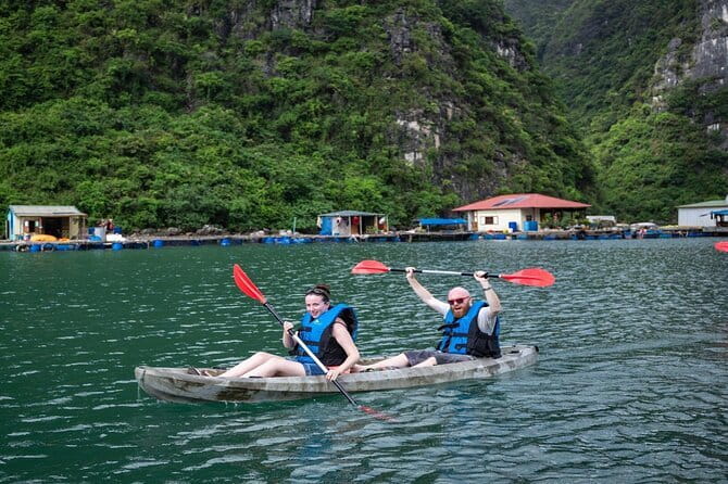 Full Day Explore Bai Tu Long Bay With Cave And Kayaking From Hanoi - Mid-Afternoon Sailing: Dragon’s Head and Toad Islet