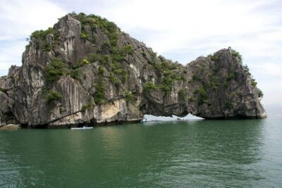 Full-Day Halong Bay Tour Including Kayaking from Hanoi - Lunch on board: Vietnamese food, soft drink, and what to do if you’re picky