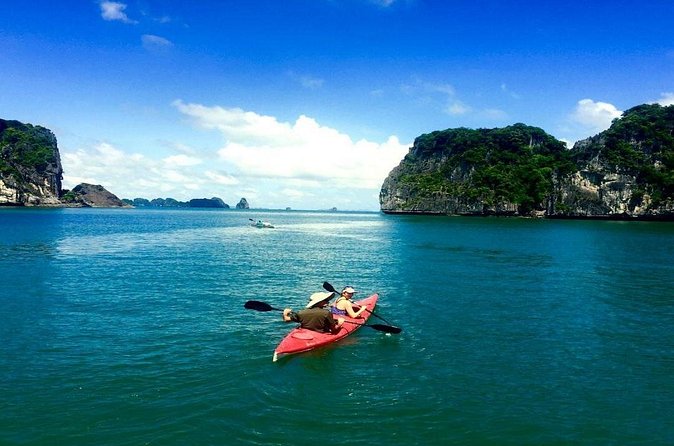 Full-Day Halong Bay Tour Including Kayaking from Hanoi - The islet route: Dog, Incense Burner, Fighting Cock—and why you should care