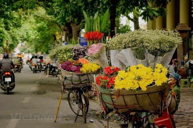 Full-Day Hanoi City Tour with Hidden Local Life Experience - Temple of Literature & National University: where learning meets legend