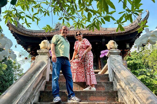 Full-Day Hanoi City Tour with Hidden Local Life Experience - Ho Chi Minh Mausoleum: the day’s big formal start