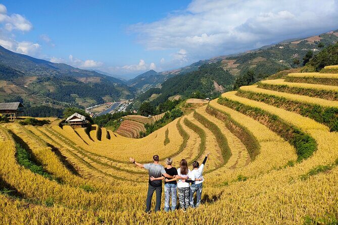 Full day motorbike Mu Cang Chai - Lunch around 12:00 pm, and why it’s not a throwaway