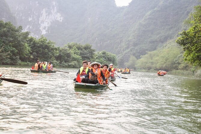 Full Day Ninh Binh to Hoa Lu Tam Coc with Cycling - Lunch around noon: keep your fuel from becoming the problem