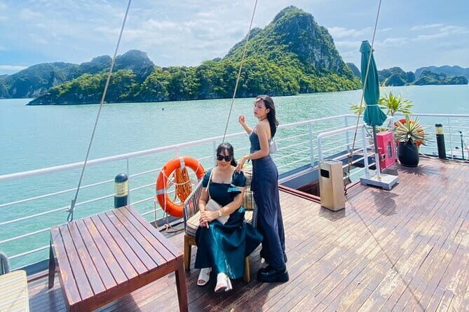 Full Day Private Tour in Halong with Lunch - Kayaking Through a Grotto and Toward Trinh Nu: The Quiet-Performance Part of the Day