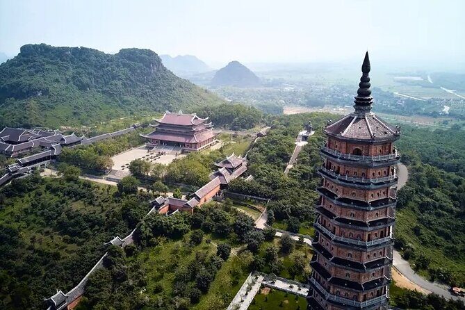 Full Day Private Tour of Ninh Binh with Limousine - Bai Dinh Pagoda: Records, Bell Tower, and Touring a Huge Complex