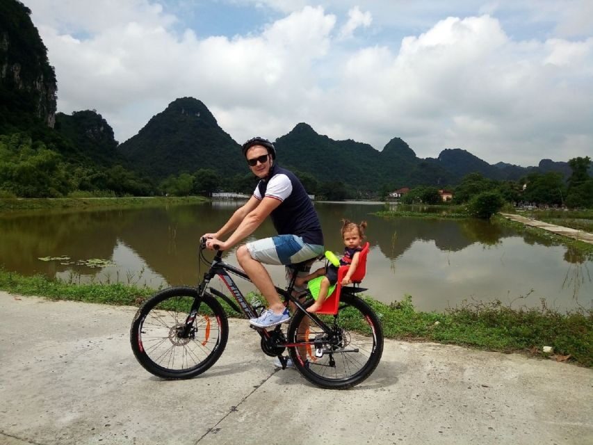 Full Day Trang An, Bich Dong Pagoda, Biking & Family Visit - Lunch in Ninh Binh: local flavors, not restaurant theatre