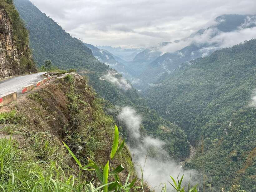 Ha Giang: 1-Day Loop Tour with Hmong Brothers - A one-day Ha Giang loop that still feels like more than a drive