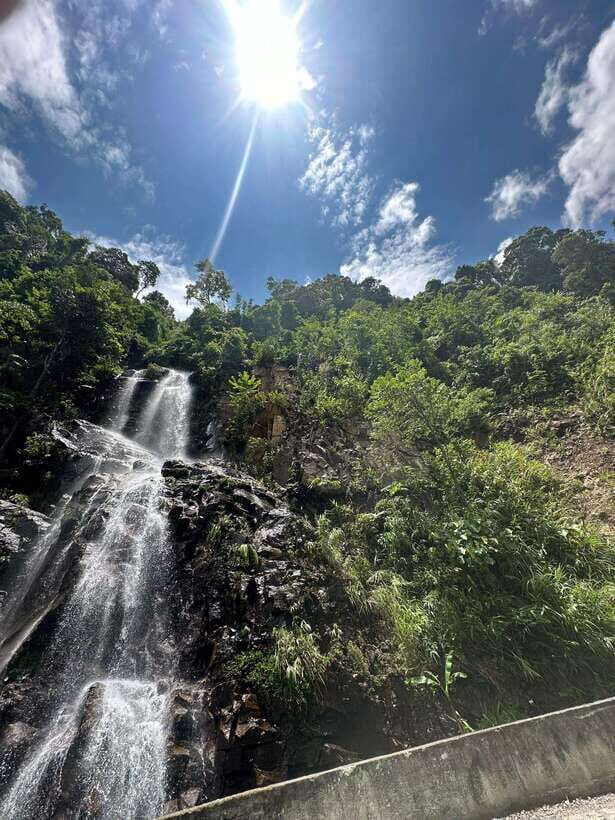 Ha Giang: 1-Day Loop Tour with Hmong Brothers - Khau Làn waterfall reset, then Quan Ba Heaven Gate views