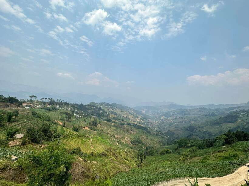 Ha Giang: 1-Day Loop Tour with Hmong Brothers - A Boong waterfall and the arts-and-crafts market stop
