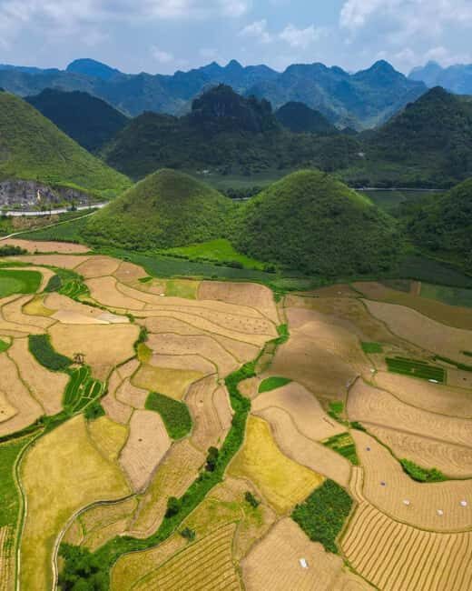 Ha Giang Loop: 3 Days 2 Nights Full Packages - Day 3: Lung Tam hemp village, Saturday market options, and back to Ha Giang