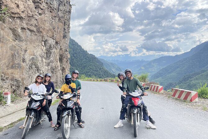Ha Giang Tour 4 Day-3-Night, English Speaking Guide, Small Group - Day 3: Ma Pi Leng Pass and Nho Que River Views to Du Gia