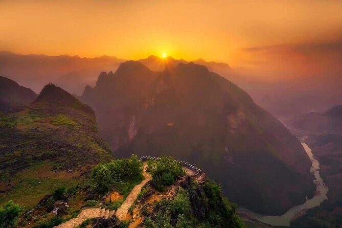 Ha Giang Tour Discover 3 Days 2 Nights - Local guiding that prioritizes safety (and sanity)