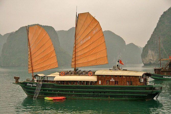 Ha Long Bay 1 Day Tour - The cruise route: karsts, photo moments, and why timing matters