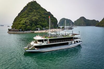 Ha Long Bay Luxury Cruise from Hanoi with Jacuzzi & Local Lunch - Boarding at Tuan Chau: what the cruise day feels like