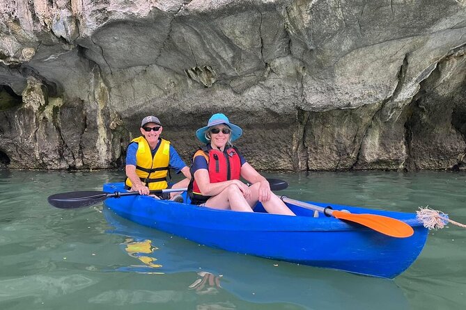 Ha Long Bay Luxury Cruise from Hanoi with Jacuzzi & Local Lunch - Kayaking and speed-boat transfers: fun, but manage motion sickness