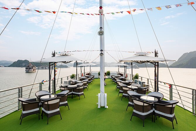 Ha Long Bay Luxury Cruise from Hanoi with Jacuzzi & Local Lunch - Getting back to Hanoi: quick, efficient, and almost instantly tired