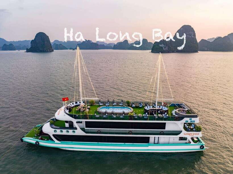 Ha Long Bay Luxury Full Day Cruise| Buffet & All Included - A comfortable cruise boat and the bay’s best angles