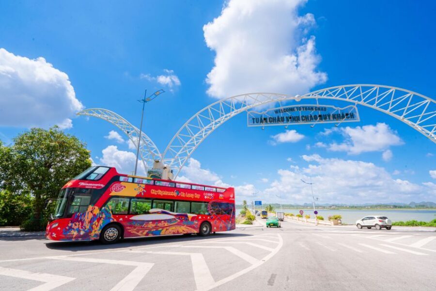Ha Long: City Sightseeing Hop-On Hop-Off Bus Tour - Getting a handle on Ha Long with a one-day hop-on hop-off loop