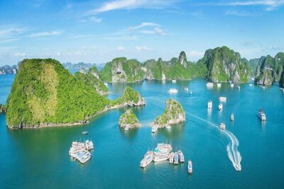 Ha Long Full Day 4-Hour Trip from Hanoi - Thien Cung Cave: the Heavenly Palace grotto in about an hour