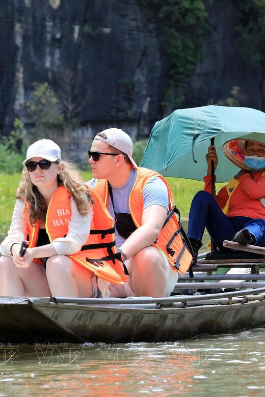 Ha Noi: HOA LU-TAM COC-MUA CAVE ,Buffet Lunch & Cycling - Getting From Hanoi Into Ninh Binh Without Stress