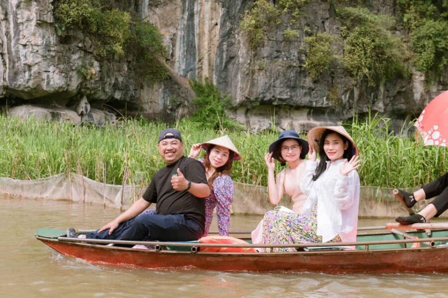 Ha Noi: HOA LU-TAM COC-MUA CAVE ,Buffet Lunch & Cycling - Cycling Around the Villages: A Low-Key Way to Feel the Place