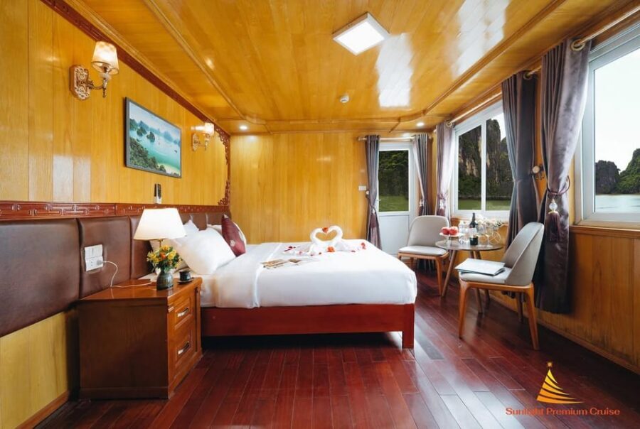 Ha Noi: Lan Ha Bay luxury cruise with private bancony, meals - Meals onboard: what’s included and how it adds real value