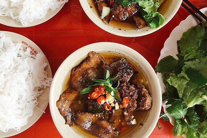 Ha Noi Street Food Tour - Guides That Make Food Tours Worth Paying For
