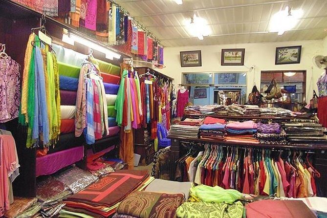 Ha Noi: Van Phuc Silk Weaving Half-day Tour - The ride to Van Phuc: quick, comfortable, and useful