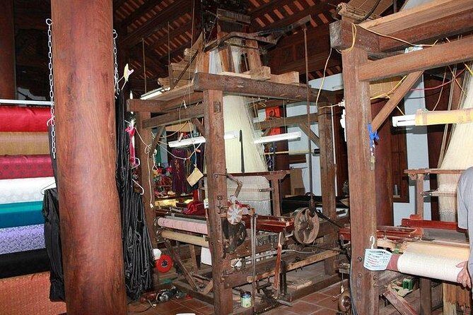 Ha Noi: Van Phuc Silk Weaving Half-day Tour - Shopping for silk: how to get good value without stress