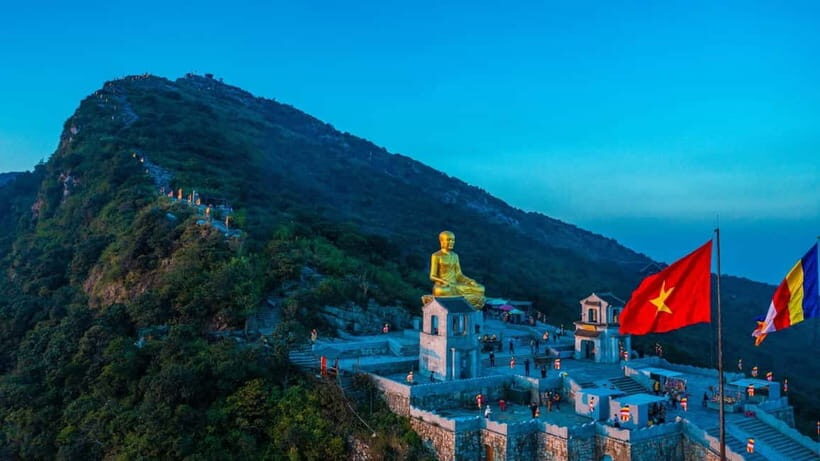 Ha Noi: Yen Tu Mountain - UNESCO Cultural Heritage Day Tour - Moon Lake fish feeding: a calm break that makes the day feel human